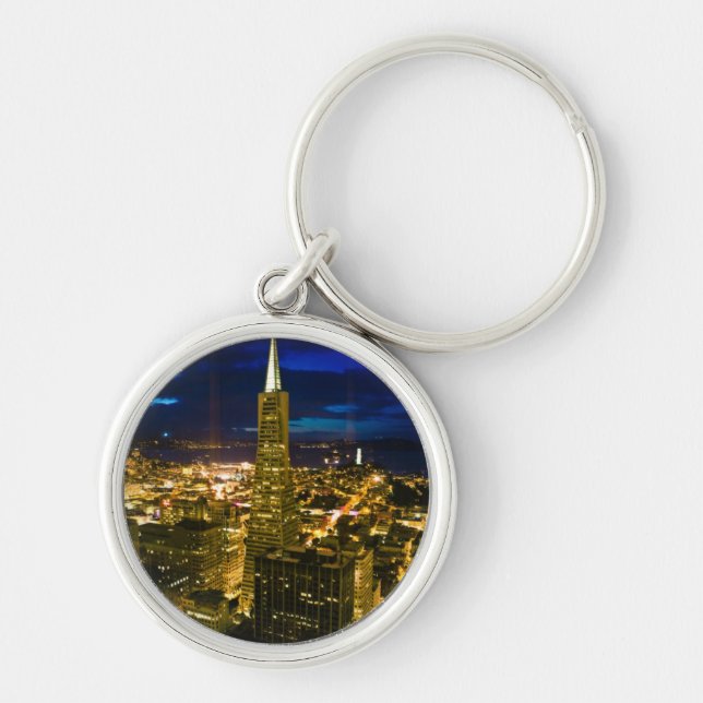 Natten beskådar av San Francisco. Rund Silverfärgad Nyckelring (Framsidan)