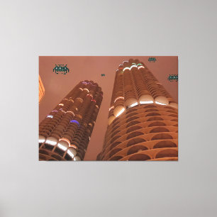 Natten för Marina City-invaderarna Canvastryck