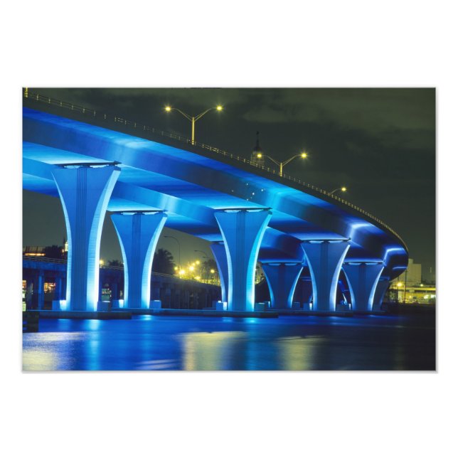 Nattlig bro vid Port of Miami, Florida Fototryck (Framsidan)