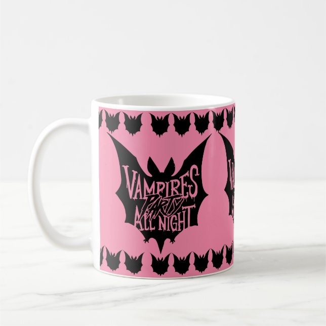 Nattlig Glädje: Vampyrens Halloween-fest Kaffemugg (Vänster)