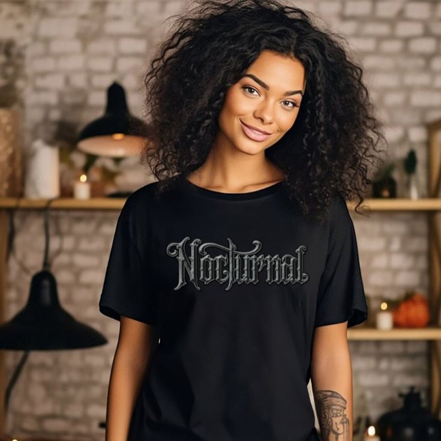 Nattlig Uttalande T Shirt (Skapare uppladdad)