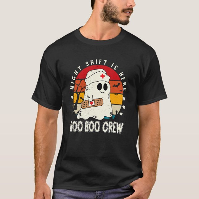 Nattskift Boo Crew Nurse Medical Doktor är H T Shirt (Framsida)