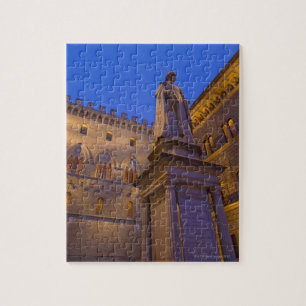 Natttid i Piazza Salimbeni, Siena, Italien. 2 Pussel