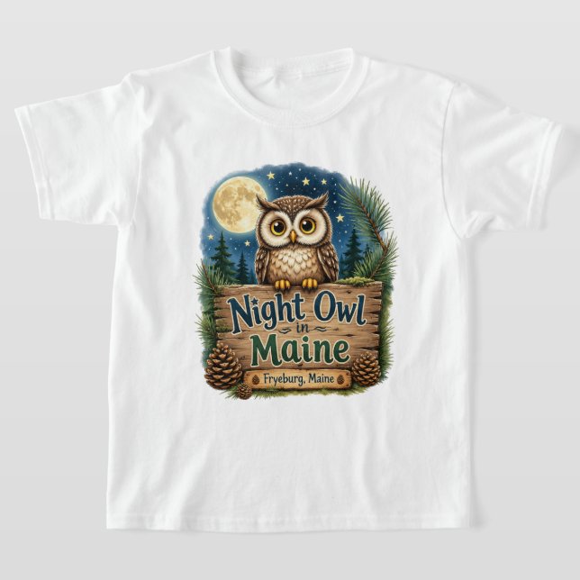 Nattuggla i Maine Fryeburg Barn T-Shirt (Laydown)