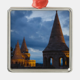 Nattvy av Fisherman's Bastion, Castle Hil Julgransprydnad Metall