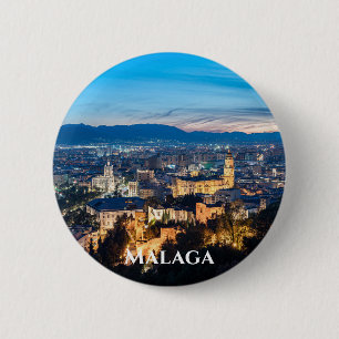 Nattvy över katedralen i Malaga i Spanien Knapp