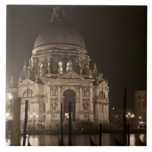 Nattvy över vatten av San Giorgio Maggiore Kakelplatta