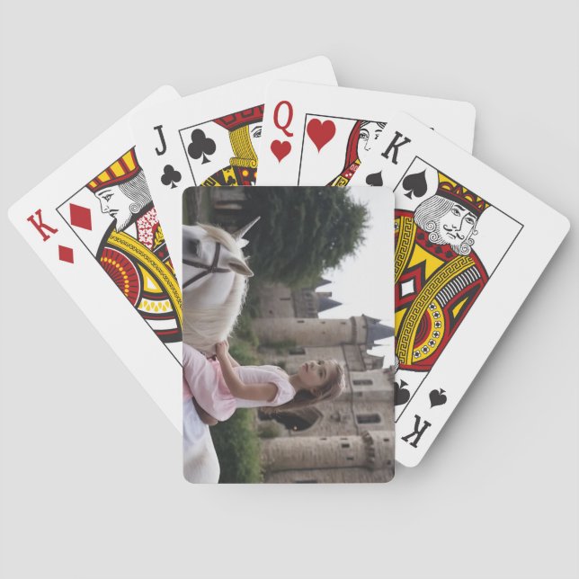 Natu Unicorn spelar upp rosa Casinokort (Baksidan)