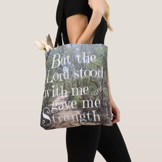 Natur - Tote w/ Verse från Timothy 4:17 Tygkasse (Närbild)