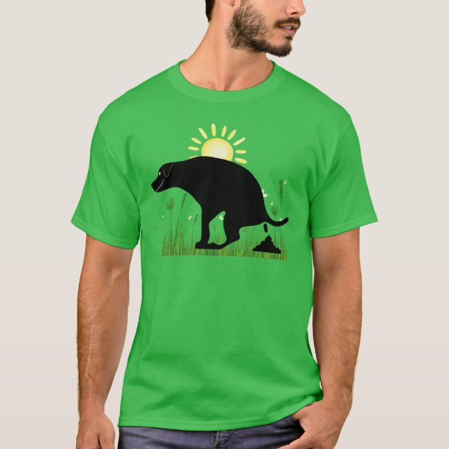 Nature Calls Pooping Dog T Shirt (Framsida)