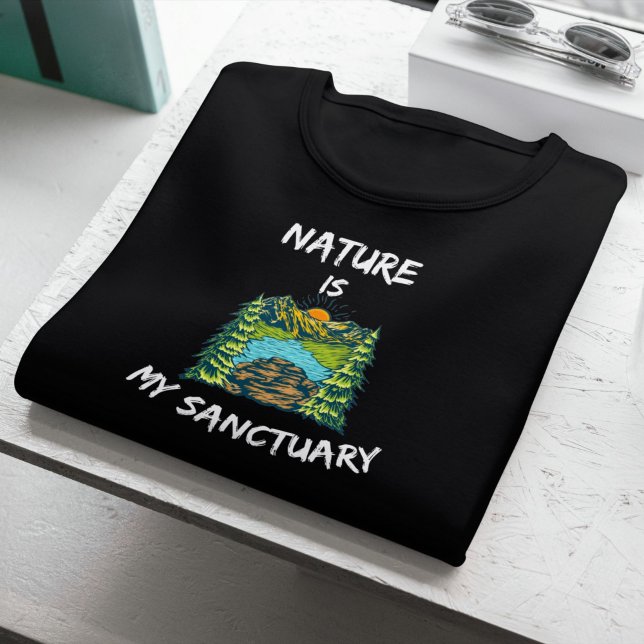 Naturen är min fästmö-anhängare t shirt (Skapare uppladdad)