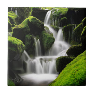 Naturinspiration Vattenfall i Sydkorea Kakelplatta