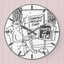 Naturist tittar på TV-Tecknaden. Stor Klocka