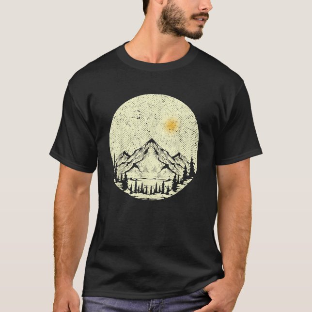 Naturlevande vilda träd utomhus Bergskog T S T Shirt (Framsida)