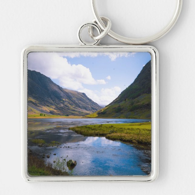naturvy,berg fyrkantig silverfärgad nyckelring (Framsidan)