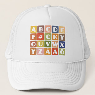 Naughty Alphabets hat - välj färg Keps
