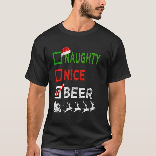 Naughty Nice Beer jul jul Pajamas Funny Santa Ha T Shirt (Framsida)