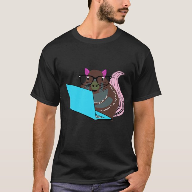 Naughty Squirrel #148 T Shirt (Framsida)