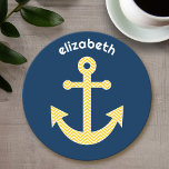 Nautical Anchor med Gulten Chevron Mönster Underlägg Papper Rund<br><div class="desc">Trendig och Preppy Mönster - En klassisk design och elegant med chevoner och ett område där du kan lägga till ditt namn eller monogram.</div>