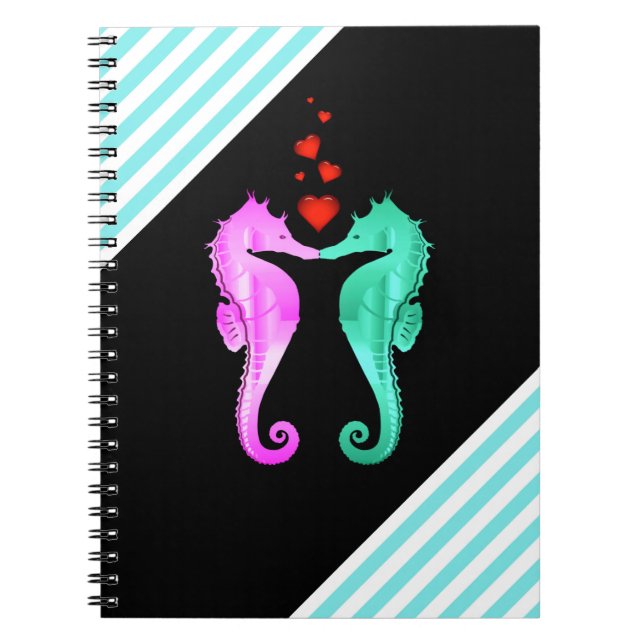 Nautical aqua/rosa/seahorses kissing hearts anteckningsbok (Framsidan)