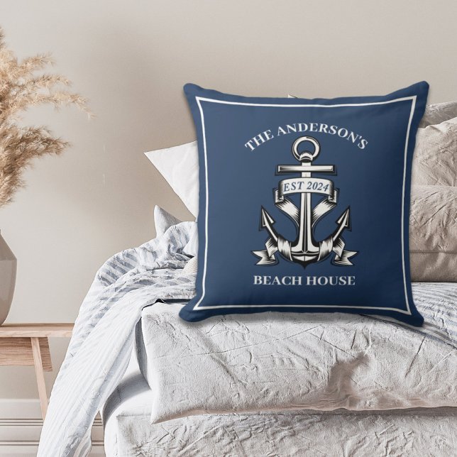 Nautical Boat Beach House Anchor Family Namn Est Kudde (Nautical Boat Beach House Anchor Family Name Est Throw Pillow)