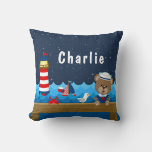 Nautical Boy Bear Red och Navy Kudde