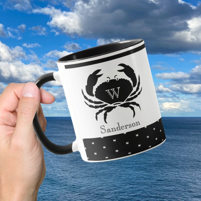 Nautical Crab Monogrammed Black and White Mugg (Skapare uppladdad)