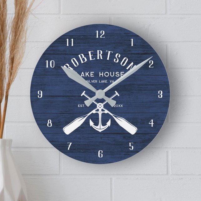 Nautical Family Sjö House Anchor Navy Blue Wood Rund Klocka (Skapare uppladdad)
