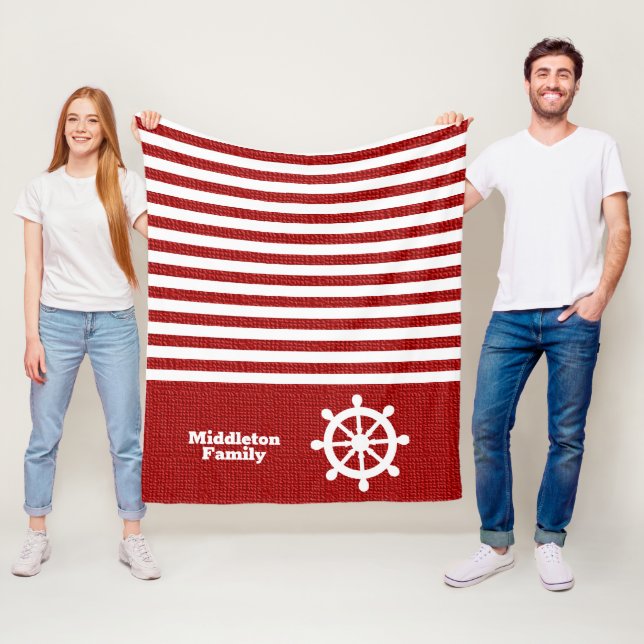 Nautical Red and White Rand Fleecefilt (På plats)