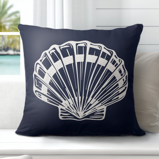 Nautical Snäcka Navy Blue White Kudde (Discover Gorgeous Coastal Throw Pillows by Totally Coast.)