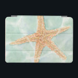 Nautical Starfish i Vatten iPad Mini Skydd<br><div class="desc">Den här Chariklia Zarris-målningen får dig att känna en enorm skillnad varje gång du tittar på den. Man kan se sig själv på strandjakten efter svält eller i sanden. Zarris framtoning är perfekt för dem som lever i kärlek och vill ta det överallt.</div>
