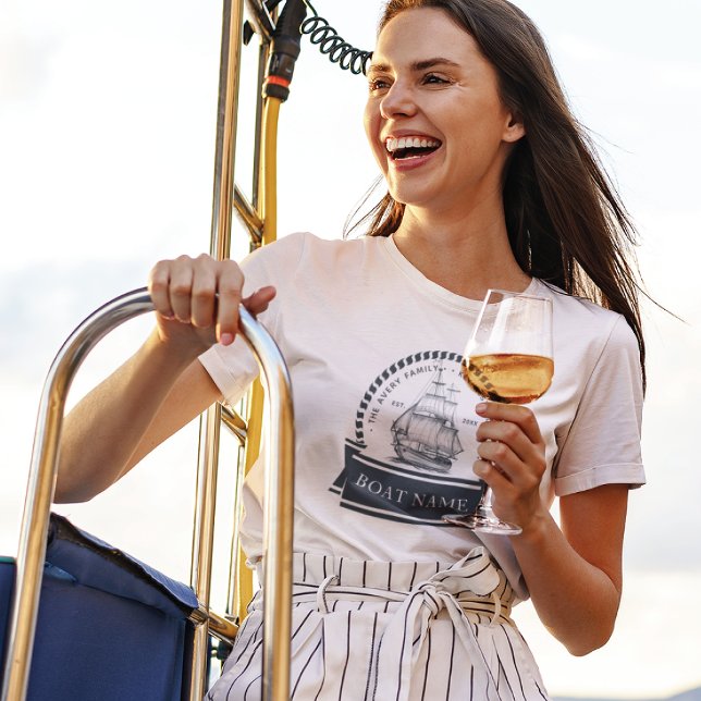 Nautical Summer Personlig Boat Namn T Shirt (Skapare uppladdad)