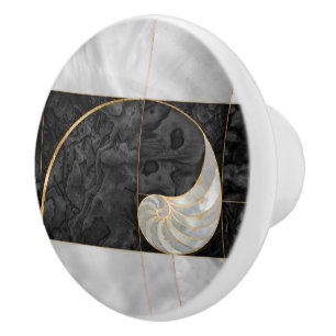 Nautilus Snäcka - Black Abalone och Pearl Knopp