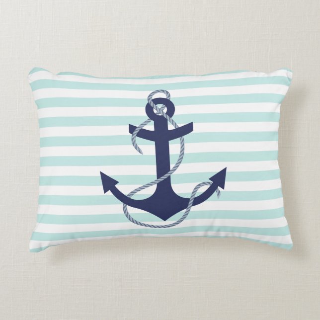 Nautiska marinblåa aqua- & vitrandar ankrar prydnadskudde (Framsidan)