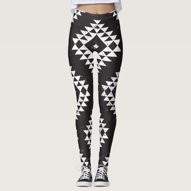 Navajo Geometric: Black White Tribal. Leggings (Framsida)