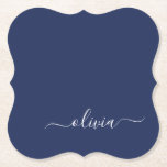 Navy Blue and White Modern Monogram Underlägg Papper<br><div class="desc">Vi presenterar vår marinblå och vita moderna monogramsamling: Öka din hemdekoration med vår sofistikerade samling med ett contemporary marinblått och vitt färg. Varje biet är noggrant utformat för att driva ut elegans och stil, perfekt för att tillföra ett litet modernt lugn till vilket rum som helst. Oavsett om du är...</div>