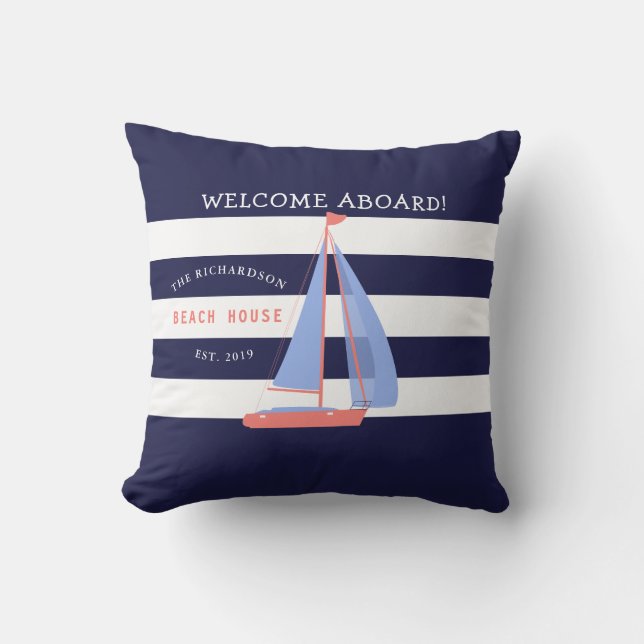 Navy Blue and White Rand och Sailboat Nautical Kudde (Framsida)