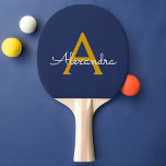 Navy Blue Guld Modern Script Girly Monogram Namn Pingisracket<br><div class="desc">Namn Ping Pong Paddle med marinblå och Guld-skript. Det gör perfekten söt 16-årsjubileum,  bröllop,  möhippa,  årsdag,  babydusch eller bachelorette-fest för någon som glam lyxen och chic stilar i kärlek.</div>