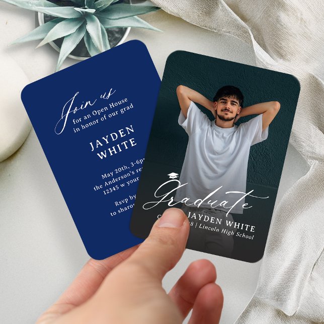 Navy Blue Mini Modern Script Photo Graduation Tilläggskort (Navy Blue Mini Modern Script Photo Graduation Enclosure Card)