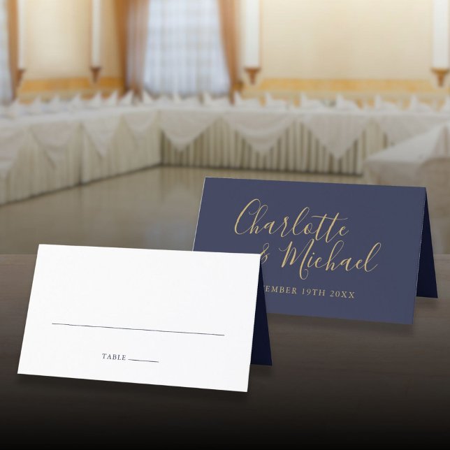 Navy Blue Och Guld Signatur Script Bröllop Placeringskort (Navy Blue And Gold Signature Script Wedding Place Card)