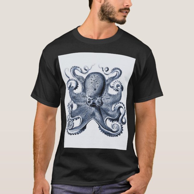 Navy Blue Octopus illustration av Ernst Haeckel T Shirt (Framsida)