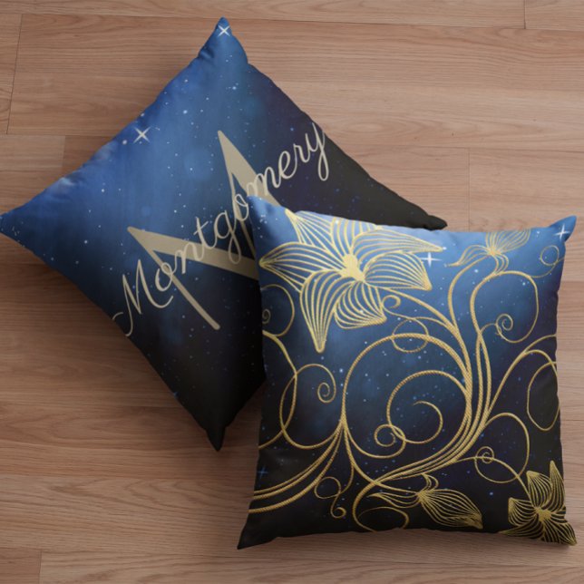 Navy Blue Starry Galaxy Guld Blommigt Monogram Nam Kudde (Skapare uppladdad)