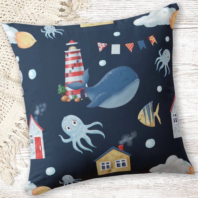 Navy Blue Whale Nautical Kudde (Skapare uppladdad)