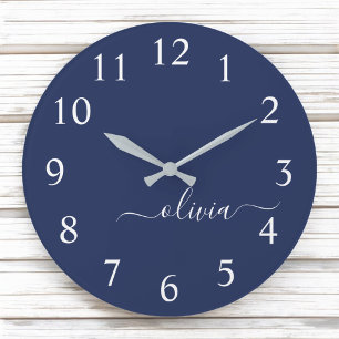 Navy Blue White Modern Script Girly Monogram Namn Stor Klocka