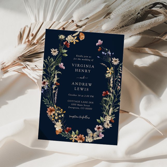 Navy Boho Blommig Bröllopsinbjudan Inbjudningar (Navy Blue Boho Floral Wedding Invitation by Painted Paperie
)