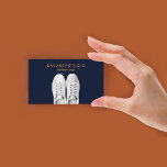 Navy Brown White Sport Sneaker Shoes Visitkort<br><div class="desc">Mall för att utforma en mall för marinsolerade vitsportsskor är ett minimalistiskt och modernt designkoncept med ett slimrande teckning och ett anpassade namn. Utformningen är perfekt för skokerkonstruktörer, sensorer eller någon som tittar en ren och mångsidig snikermall. Systemet med marin, brun och vit färg ger en aning sofistikering och mångsidighet,...</div>