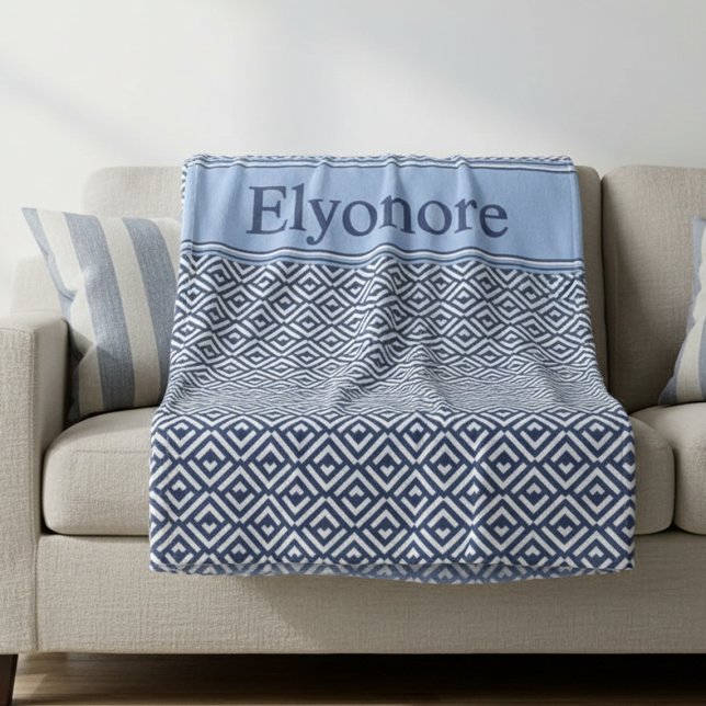 Navy Geometric Chevron Name Design Fleecefilt (Skapare uppladdad)