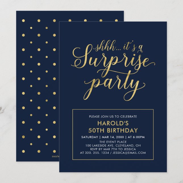 Navy & Gold | Modern Överraskningsfest 50-årsdag Inbjudningar (Fram/baksida)