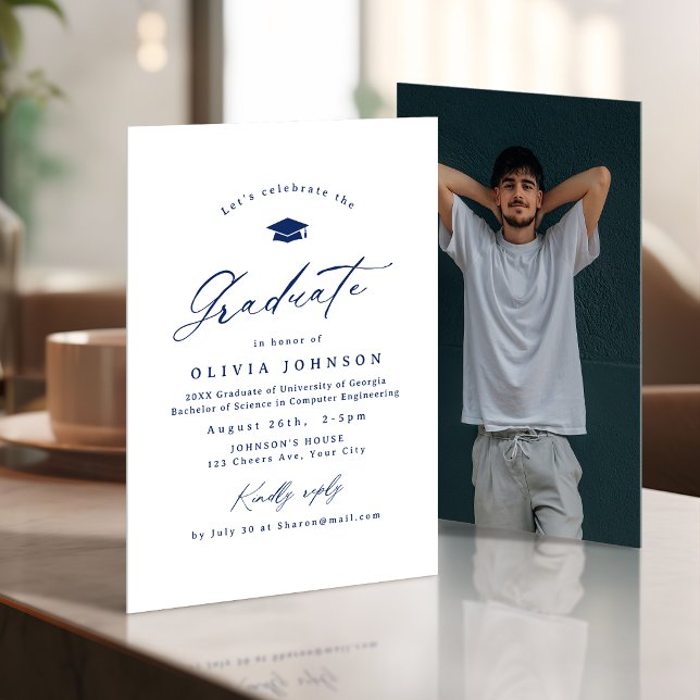 Navy Modern kalligrafi Enkel Foto Examen Inbjudningar (Navy Modern Calligraphy Simple Photo Graduation Invitation)