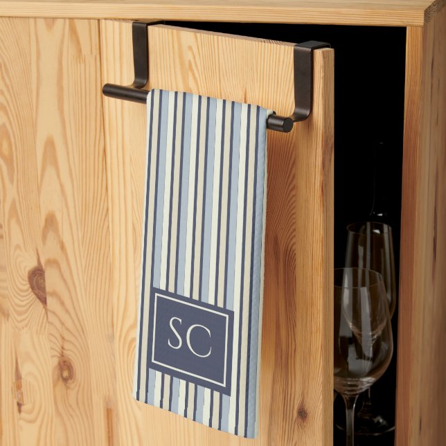 Navy Och Cream Randigt Mönster Monogram Kökshandduk (Thirds Fold)